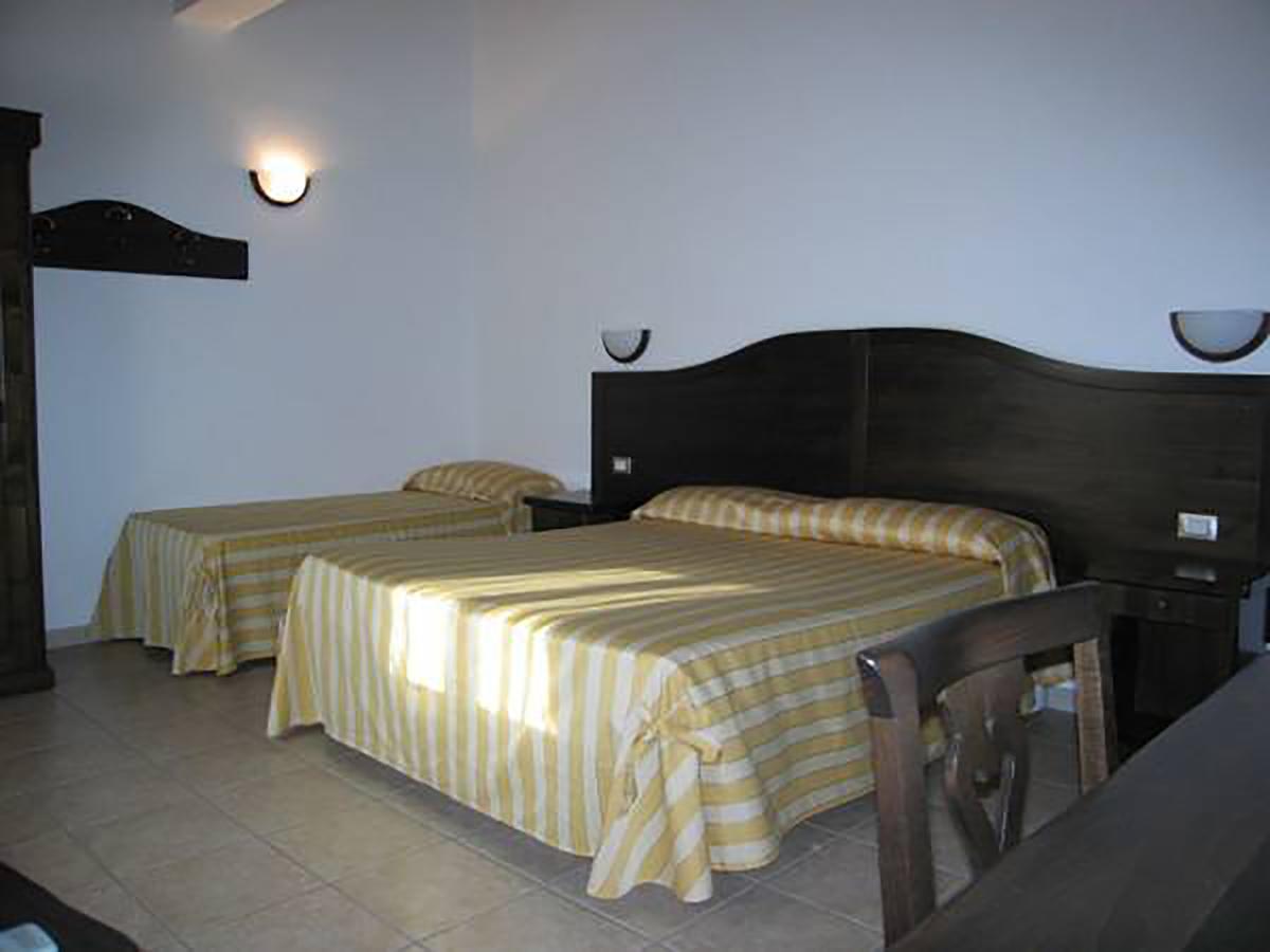 Hotel Pietrapanna Calvello Exterior foto